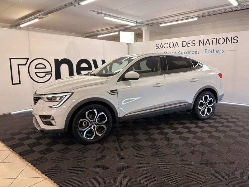 Renault Arkana E-Tech 145 - 21b Intens