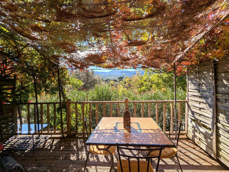 Villa - 167 m² - 9 pièces