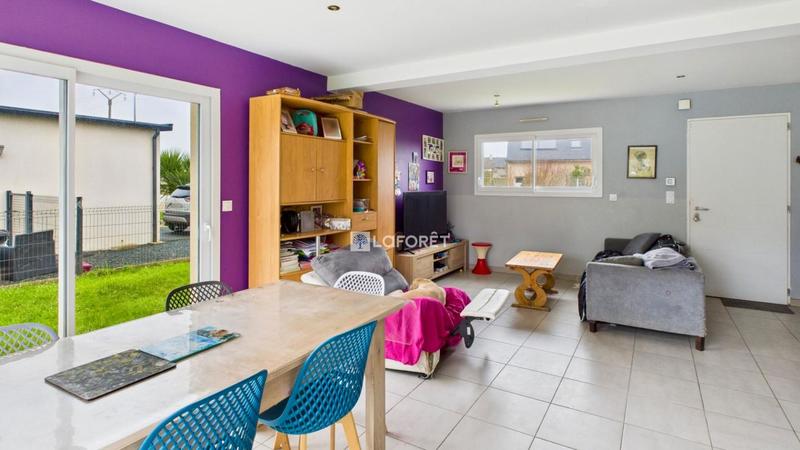 Maison - 92 m² - 5 pièces