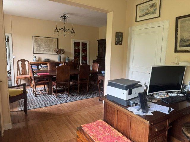 Maison ancienne - 230 m² - 10 pièces