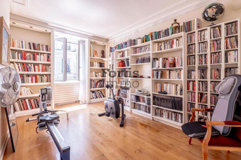 Appartement - 204 m² - 7 pièces