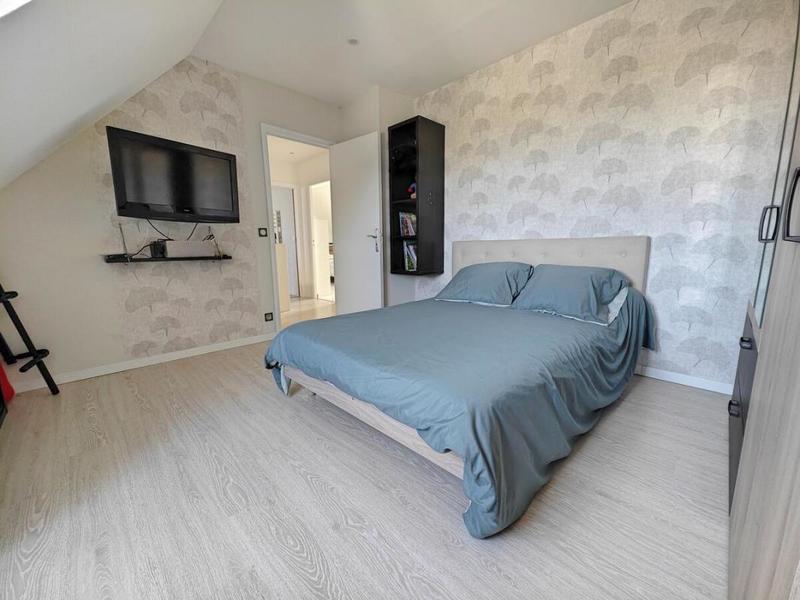 Maison - 265 m² - 12 pièces