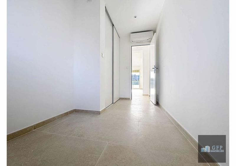 Appartement - 87 m² - 4 pièces