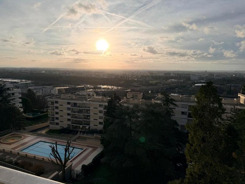 Appartement - 82 m² - 3 pièces