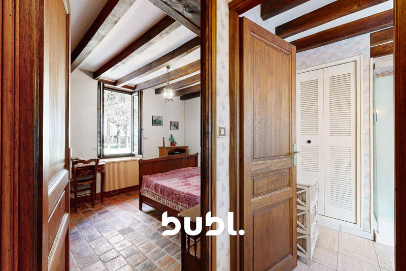 Maison - 193 m² - 8 pièces