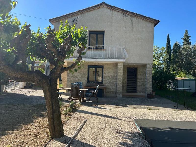 Villa - 120 m² - 6 pièces