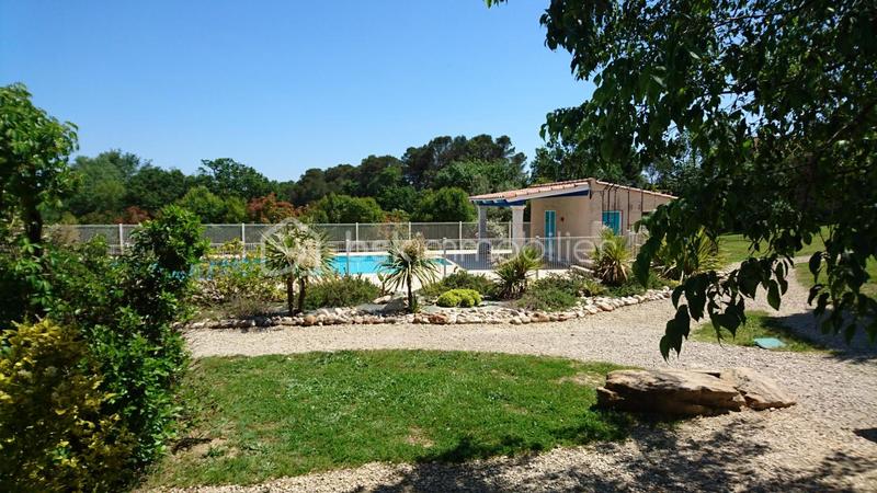 Villa - 455 m² - 28 pièces