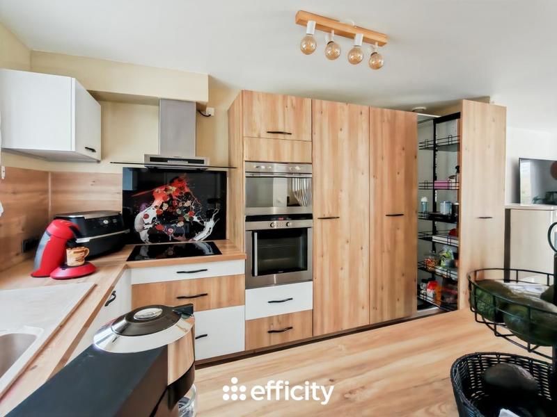 Maison - 115 m² - 7 pièces