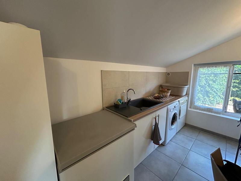 Maison - 150 m² - 10 pièces