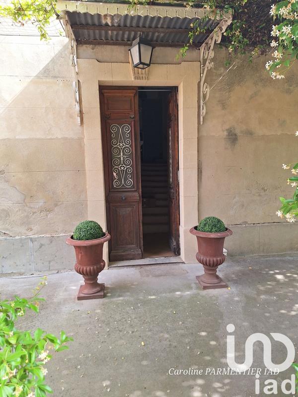 Maison - 460 m² - 10 pièces