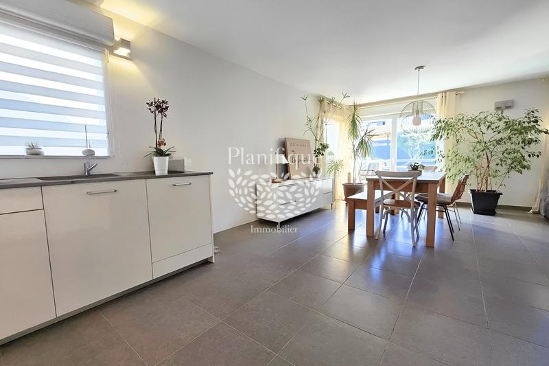 Duplex - 98 m² - 4 pièces