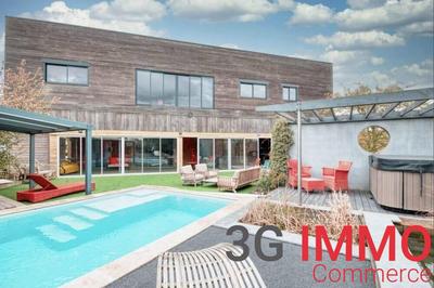 Local commercial - 900 m²