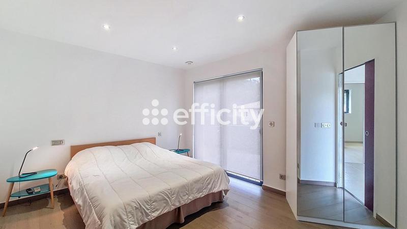 Maison - 166 m² - 4 pièces