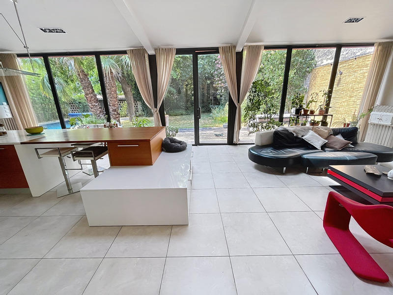 Maison bourgeoise - 350 m² - 8 pièces