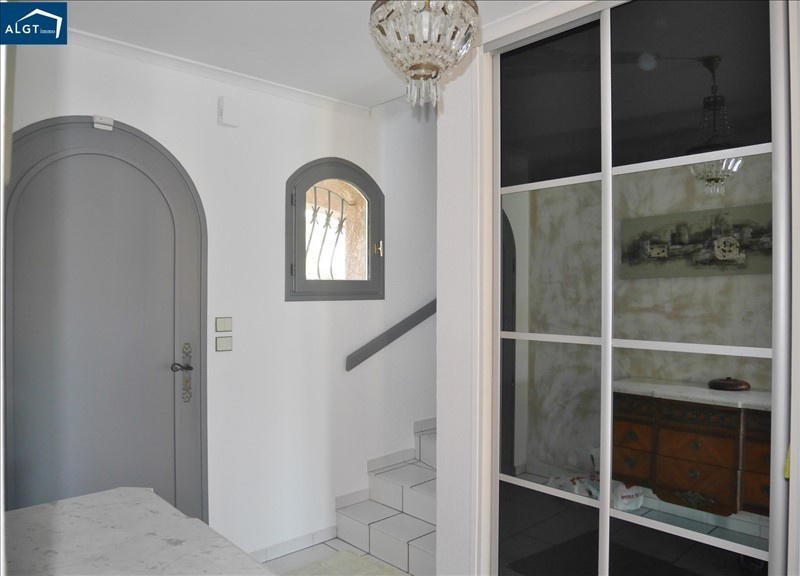 Villa - 180 m² - 6 pièces