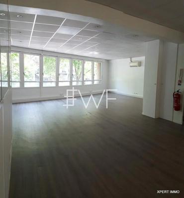 Bureau - 125 m² - 5 pièces