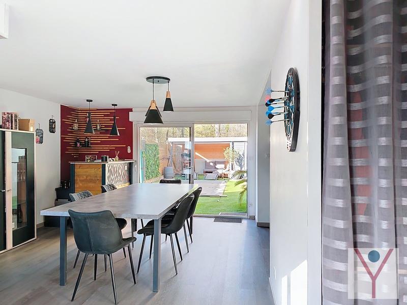 Appartement - 103 m² - 5 pièces