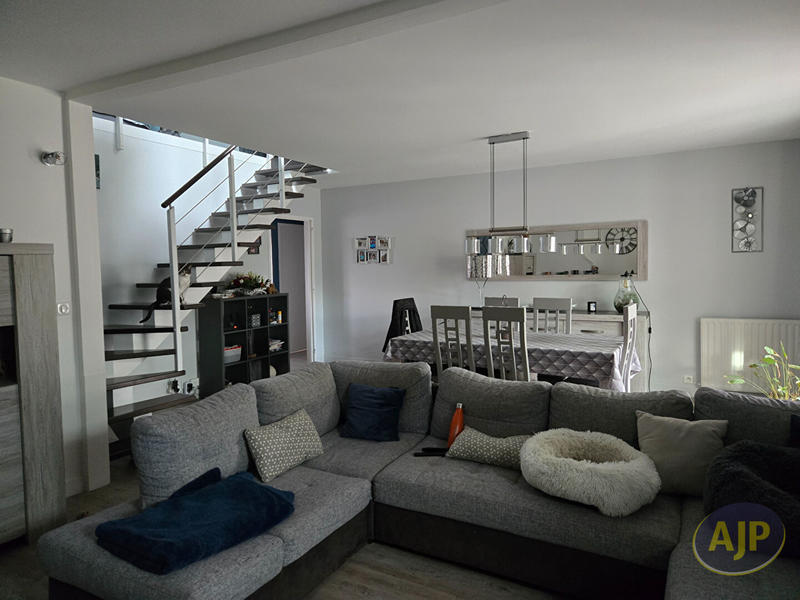 Maison - 130 m² - 5 pièces