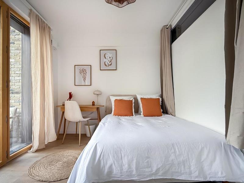 Chambre - 9 m² - 1 pièce