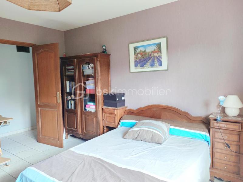 Maison - 231 m² - 8 pièces