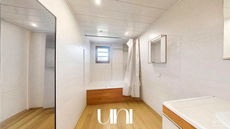 Maison - 137 m² - 6 pièces