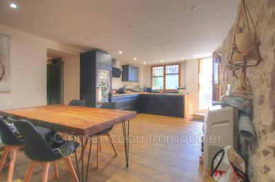 Appartement - 72 m² - 2 pièces