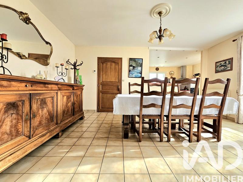 Maison - 88 m² - 6 pièces