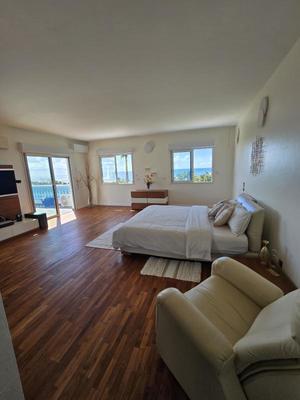 Villa - 360 m² - 7 pièces