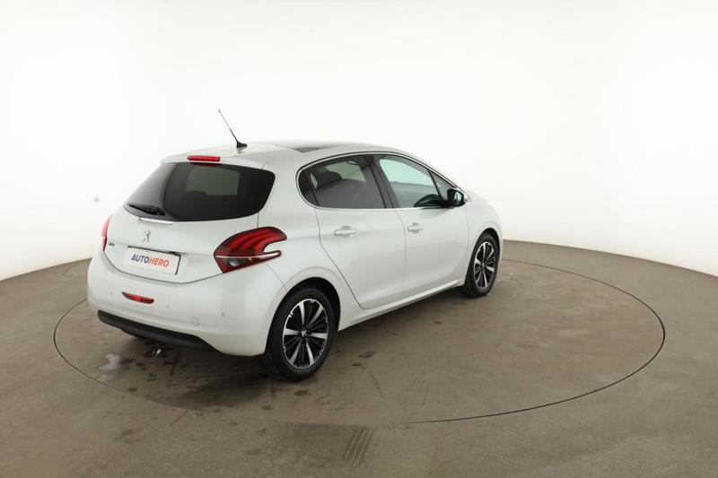 Peugeot 208 1.2 PureTech Allure 5p 110 ch