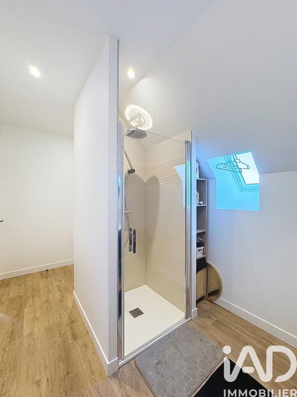 Maison - 137 m² - 5 pièces