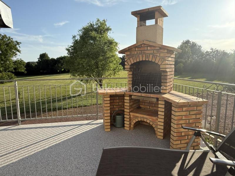 Maison - 177 m² - 7 pièces