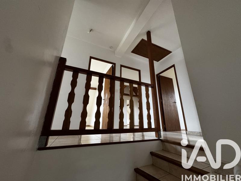 Maison - 205 m² - 10 pièces