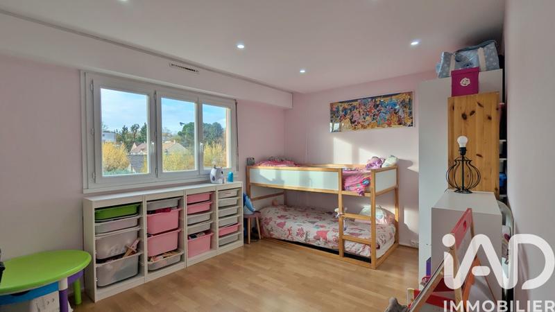 Appartement - 104 m² - 5 pièces