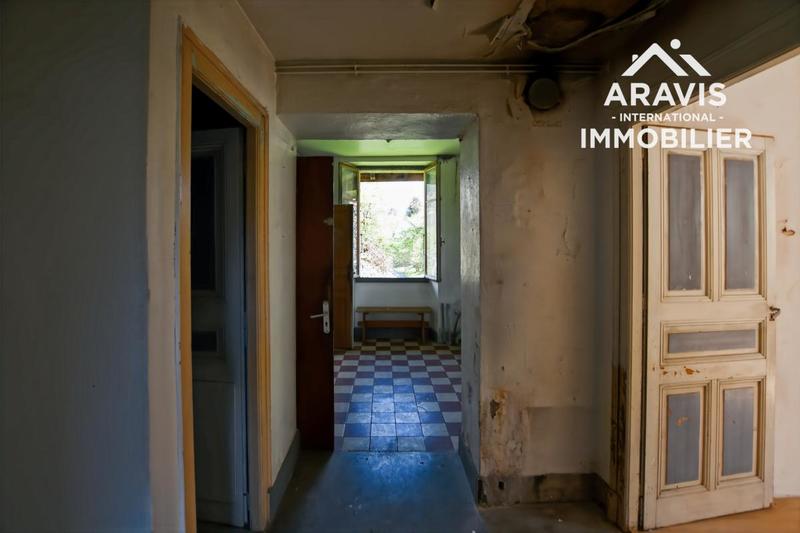 Maison - 360 m² - 10 pièces