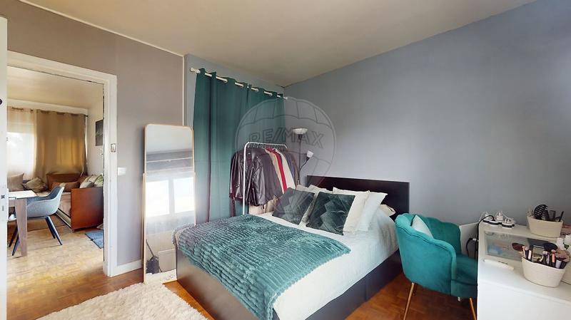 Appartement - 79 m² - 4 pièces