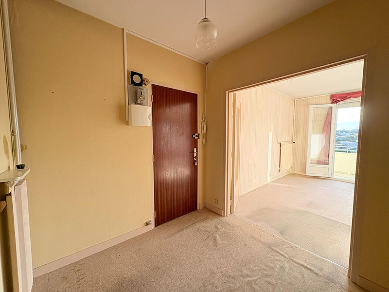 Appartement - 85 m² - 3 pièces