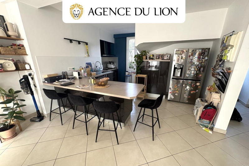 Maison de ville - 197 m² - 7 pièces