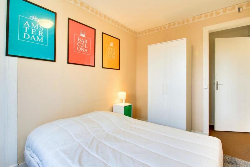 Chambre - 10 m² - 3 pièces