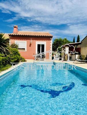 Maison - 140 m² - 5 pièces