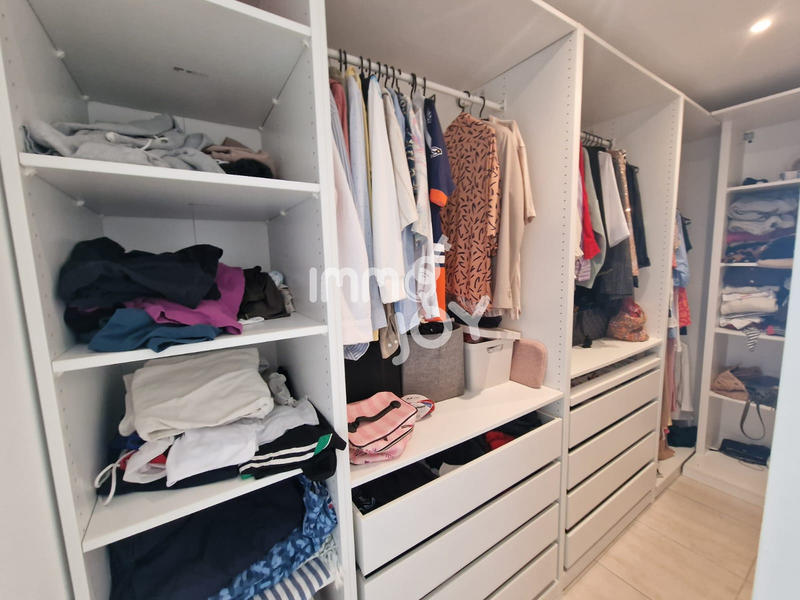 Maison - 93 m² - 4 pièces