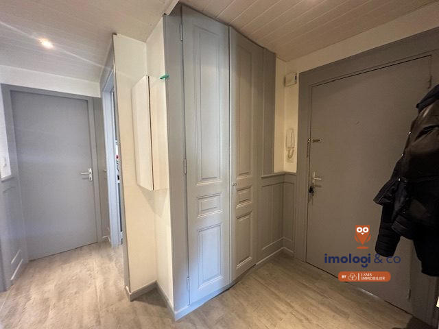 Appartement - 79 m² - 3 pièces