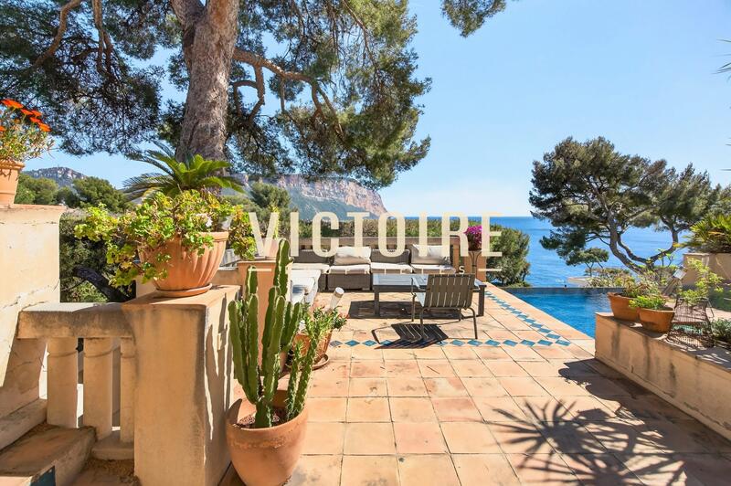 Villa - 215 m² - 9 pièces