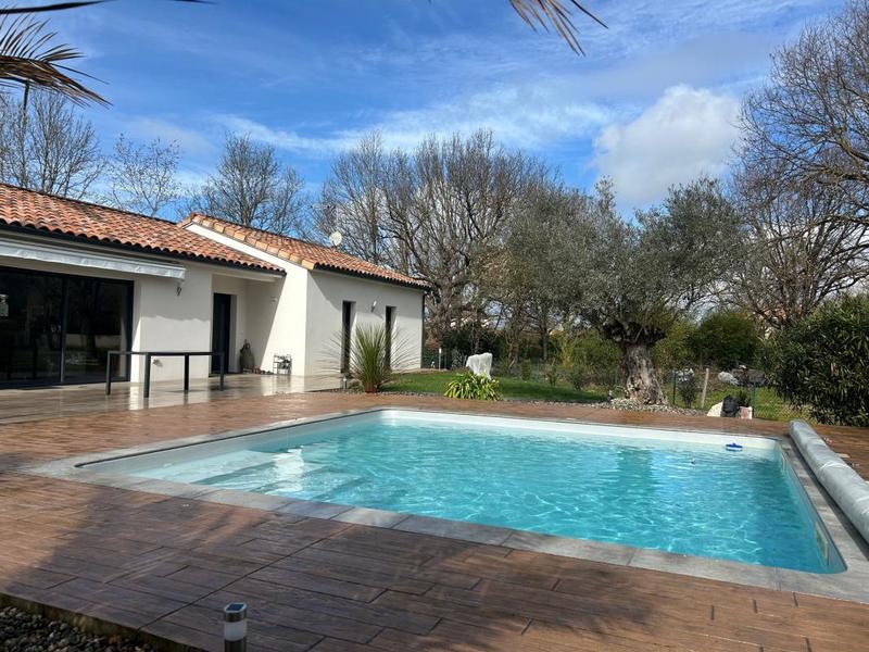 Propriété - 122 m² - 5 pièces