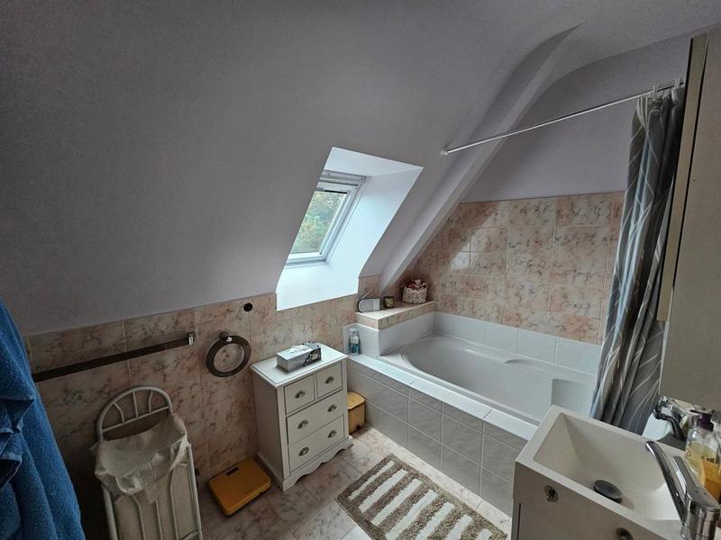 Maison - 140 m² - 6 pièces