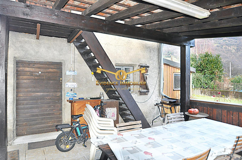 Maison - 143 m² - 5 pièces