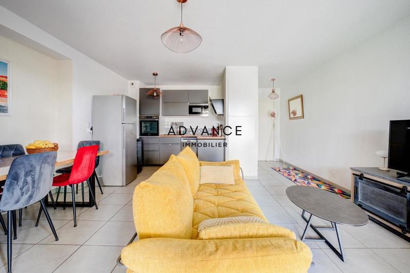 Appartement - 65 m² - 3 pièces