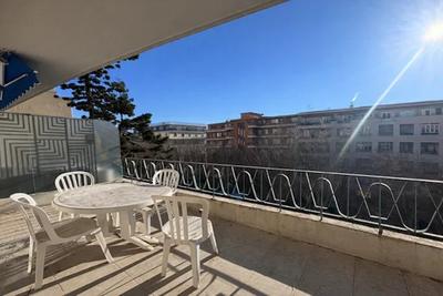 Appartement - 89 m² - 3 pièces