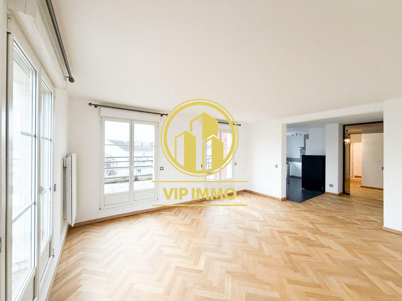 Appartement - 123 m² - 6 pièces