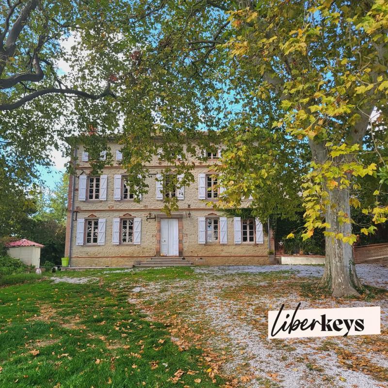 Maison bourgeoise - 450 m² - 14 pièces