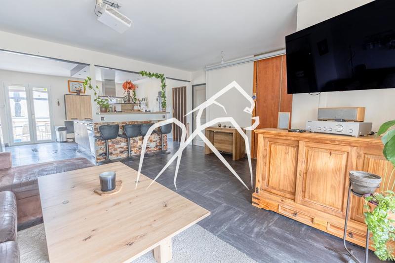 Maison ancienne - 136 m² - 6 pièces